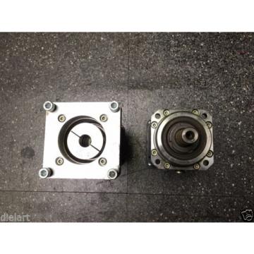 BOSCH REXROTH INDRAMAT ZF PG 50 GEARBOX MODEL GTP070-M01-005 B03 RATIO 5