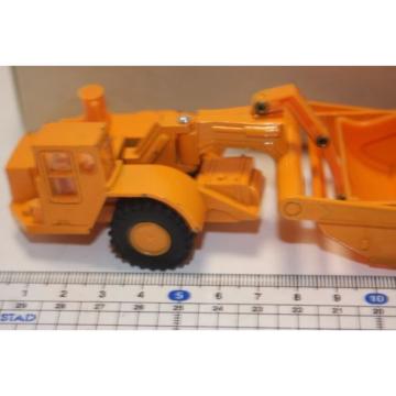 Komatsu ws223s motor scraper 1/80 T-64 made in japan  box body dart