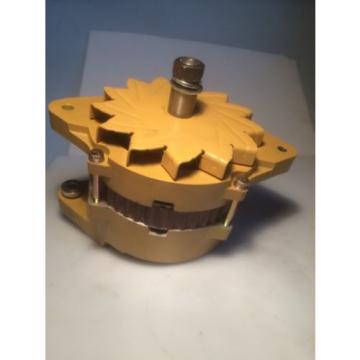 Komatsu Lichtmaschine 600-825-9330 / 24V