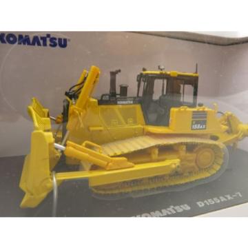 Universal Hobbies UH 8010 Komatsu D155 AX Crawler Dozer Diecast Scale 1:50