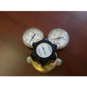 LINDE GAS REGULATOR