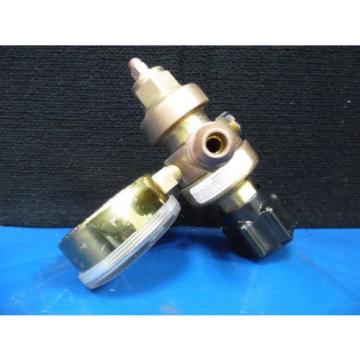 LINDE UNION CARBINE PRESSURE REGULATOR WITH U.S. GUAGES 0-100 TO 0-4000 PSI