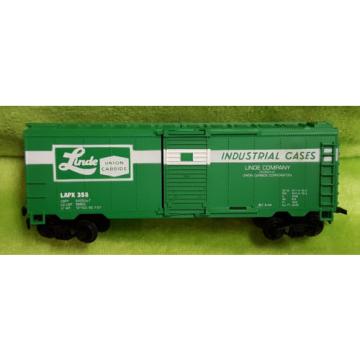 Life Like HO Scale 8475 40&#039; Box Car Linde Union Carbide Car - Boxed