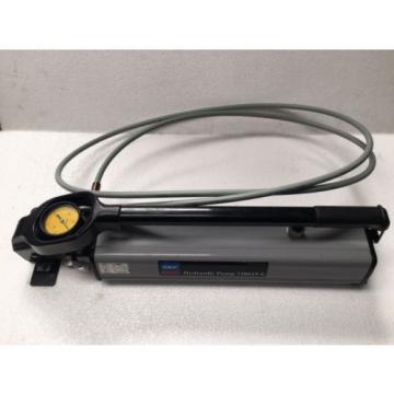 SKF Maintanance Product 728619 E Hydraulic Hand Pump 150 MPA/1500 Bar 2.4 L Tank