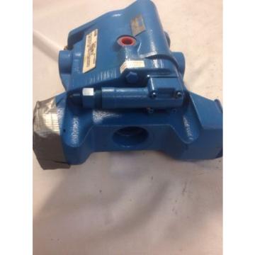 Vickers PVB20LSFW20CM11 LH ROTATION  20 GPM Hydraulic Piston Pump