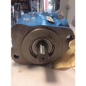 Vickers PVB20LSFW20CM11 LH ROTATION  20 GPM Hydraulic Piston Pump