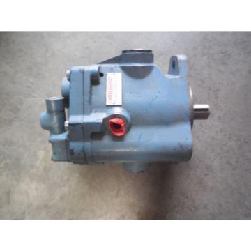 Origin INTERNATIONAL VICKERS PISTON PUMP PVB20RCG70