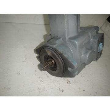 Continental PVR15-15B15-RF-0-512-E 15GPM Hydraulic Press Comp Vane Pump