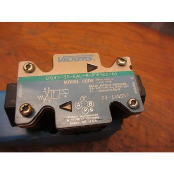 Vickers DG4V-3S-6AL-M-FW-B5-60 Hydraulic Directional Valve 120V Coil 02-101731