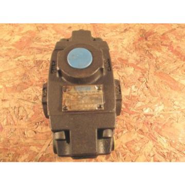 VICKERS HYDRAULIC PRESSURE CONTROL VALVE  RCT 06 F3 30  475- 2000 #