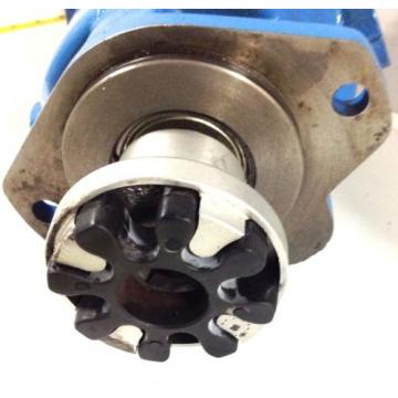 VICKERS HYDRAULIC PUMP  2776627-28