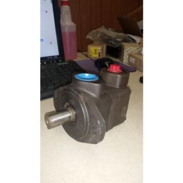 Vickers V10 1P4P 1A20 Hydraulic Vane Pump 1500psi