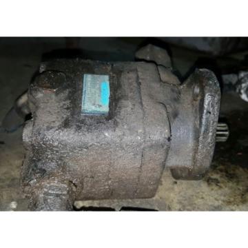 VICKERS F3 V20F 1S7S 38C40 Vane Pump