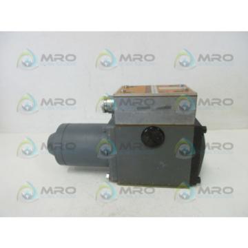 REXROTH 3WE10A41/G24ND HYDRAULIC CONTROL VALVE USED