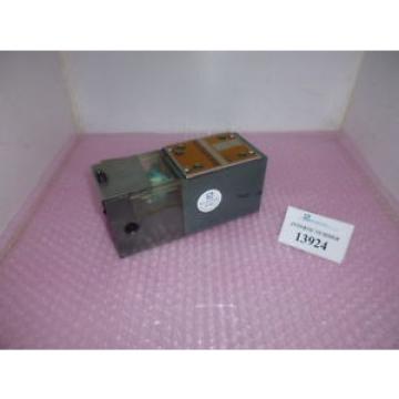 Safety gate surveillance valve SN 27593, Rexroth  5-4WMR 10 X10, Arburg