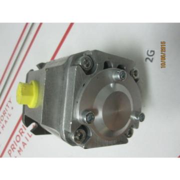 New Rexroth hydraulic gear pump pgf2-22/013re01ve4