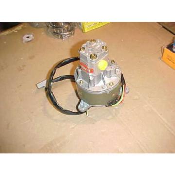 **NEW** HPI HYDROPERFECT INTERNATIONAL A5071049, 71152866, HYDRAULIC PUMP