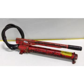 H.H. BRAGG &amp; SONS HYDRAULIC HAND PUMP W HOSE