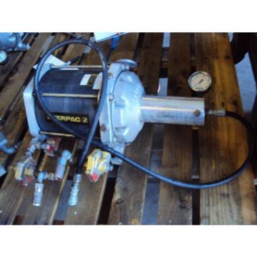 ENERPAC B3308 0B40 BOOSTER PUMP (USED)