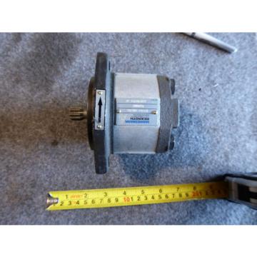 Origin MANNESMANN REXROTH GEAR pumps 1PF2G2-40B/04 LRR19MR