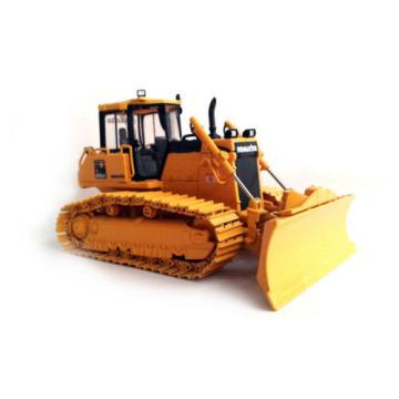 KOMATSU D65PX-17 DOZER W/HITCH 1:50 DIECAST BY FIRST GEAR 50-3246